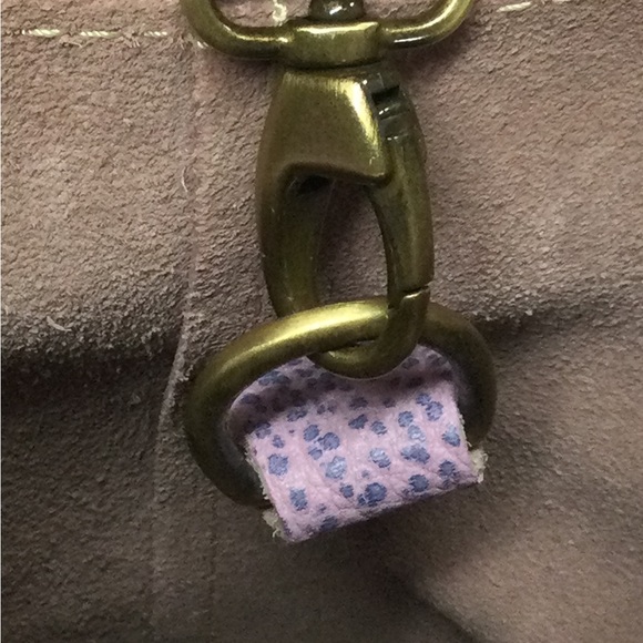 Portland Leather Goods Medium Crossbody Bag. Lilac - Picture 6 of 15